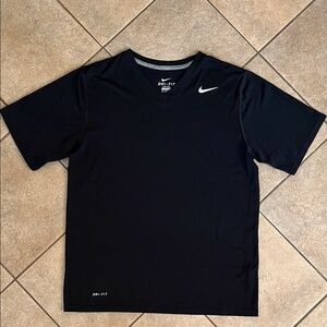 Nike Men's Black Dri-FIT Short Sleeve Shirt Size Medium